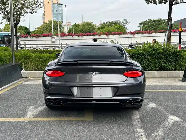 Bentley Continental 2024