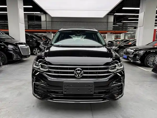 Volkswagen Tiguan L 2022
