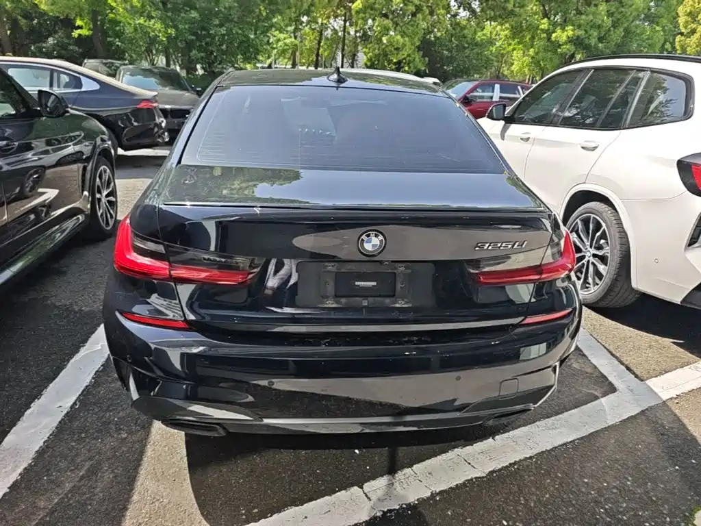 BMW 3 Series 2021