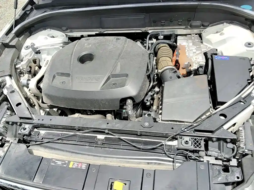 Volvo XC60 PHEV 2021 — фото 20