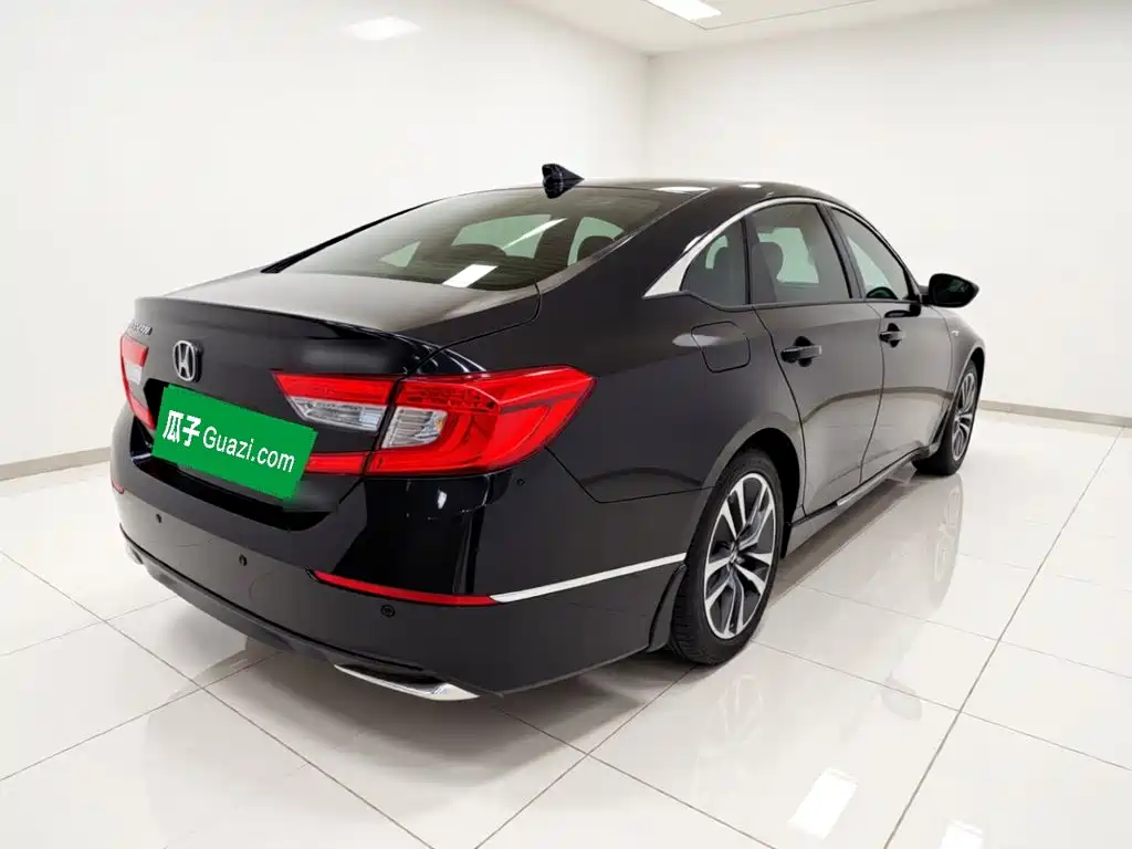 Honda Accord 2020 — фото 6