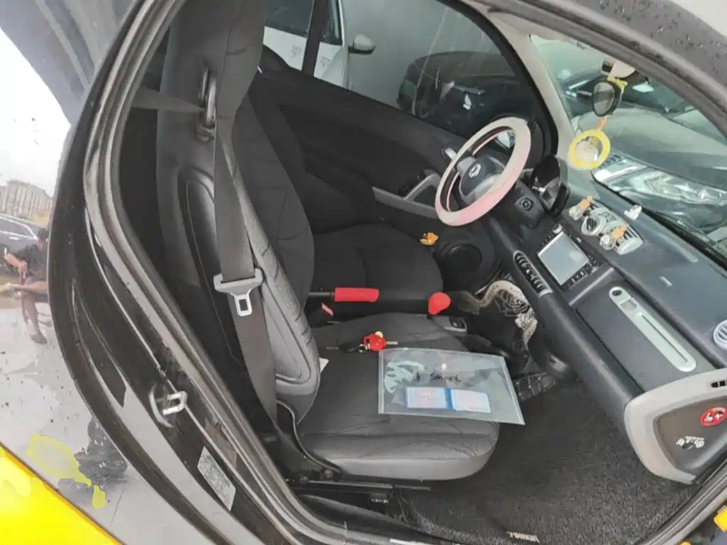 smart fortwo 2016 — фото 25