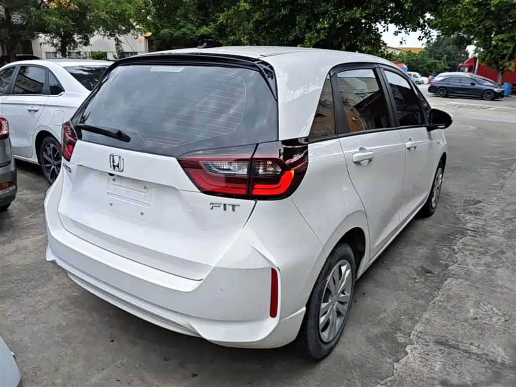 Honda Fit 2022 — фото 7