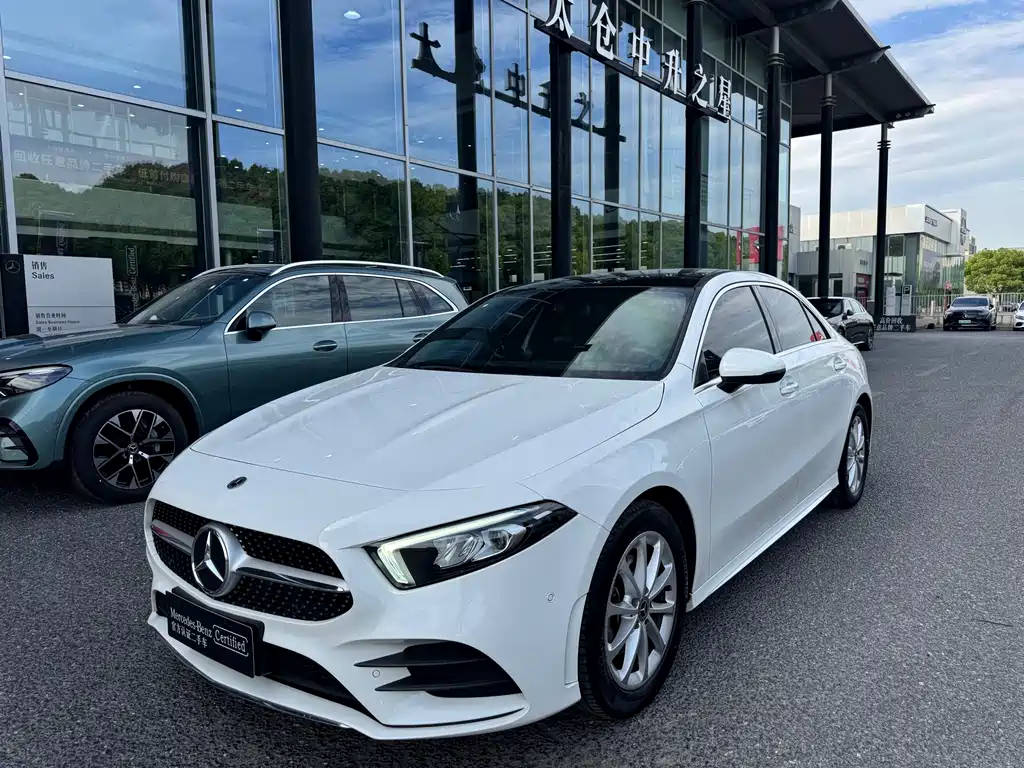 Mercedes-Benz A-Class 2021 — фото 1