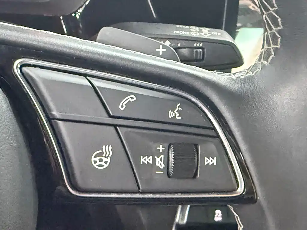Audi A3 2023 — фото 13