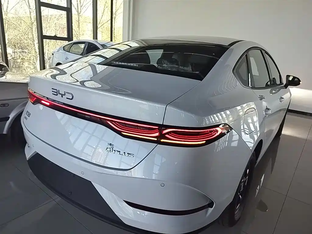 BYD Qin PLUS 2025 — фото 7