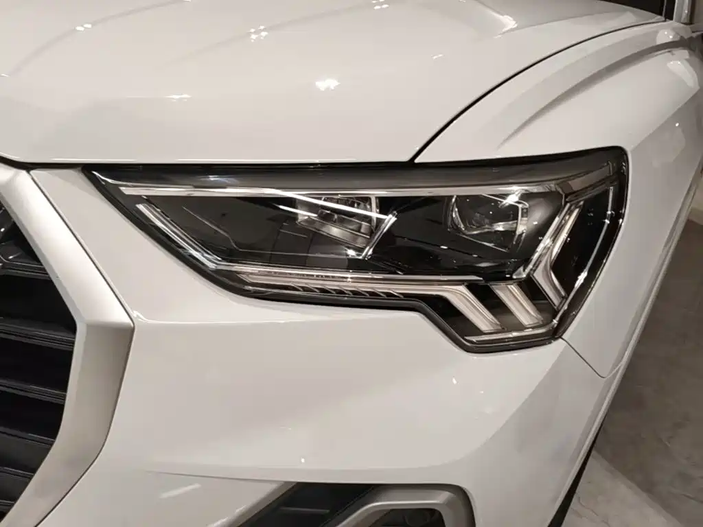 Audi Q3 2022 — фото 24