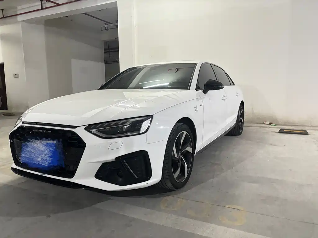 Audi A4L 2023