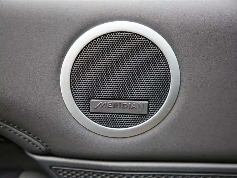 Land Rover Discovery 2026 — фото 14