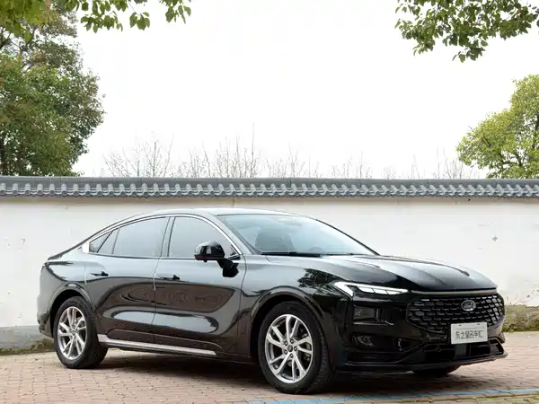 Ford Mondeo 2022