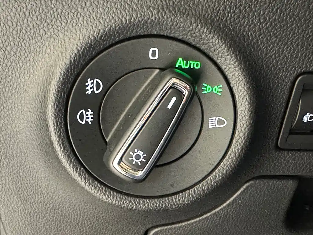 Skoda Karoq 2023 — фото 14