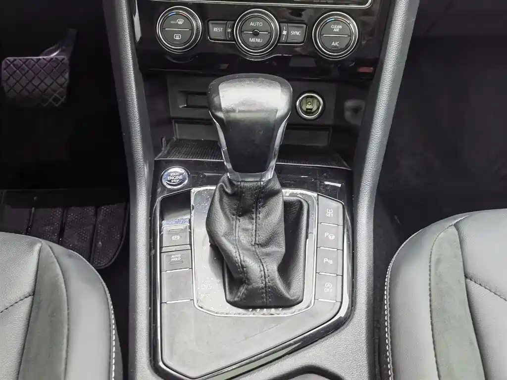 Volkswagen Tiguan L 2019 — фото 13