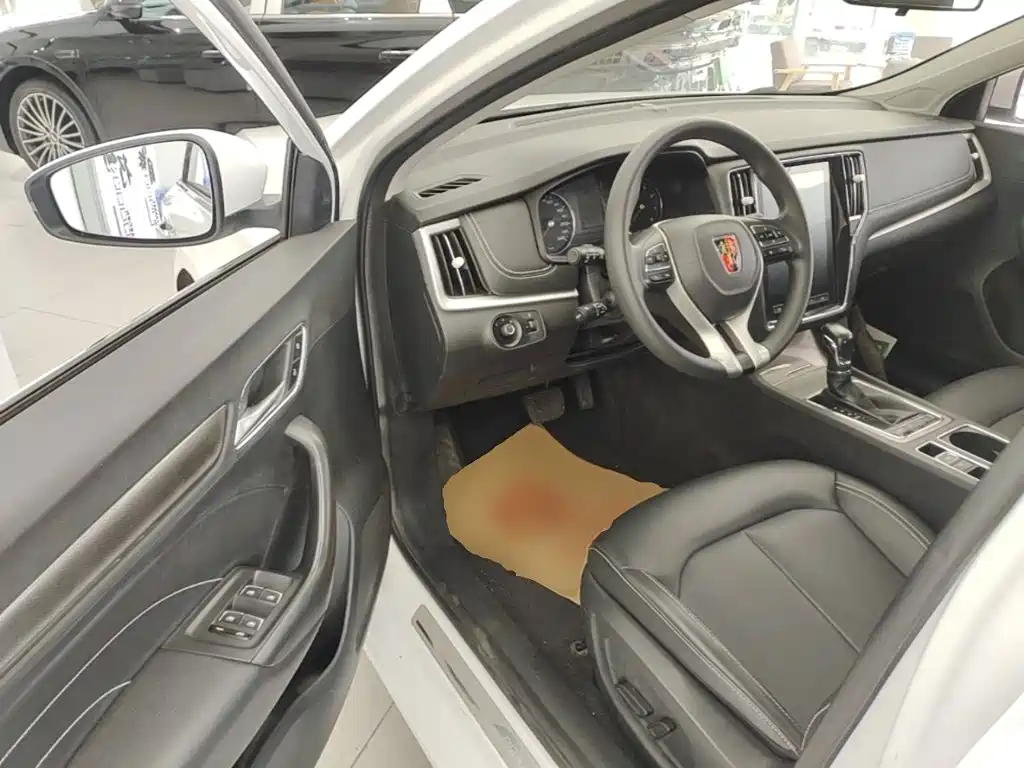 Roewe i6 Classic 2022 — фото 16