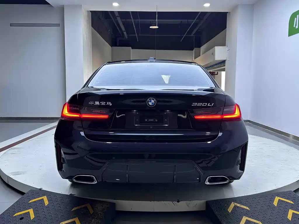 BMW 3 Series 2023