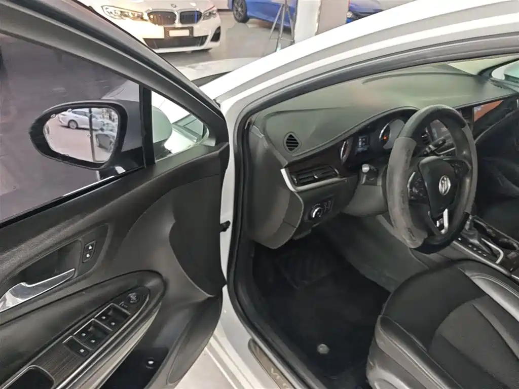 Buick Verano 2018 — фото 16