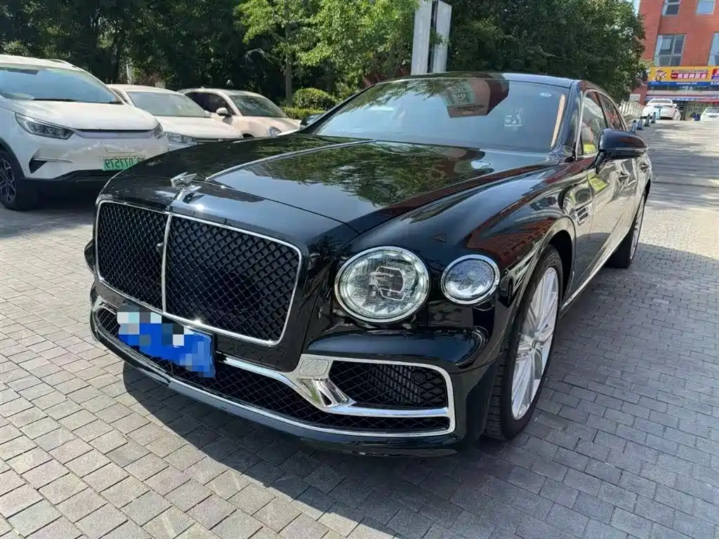 Bentley Flying Spur 2024 — фото 1