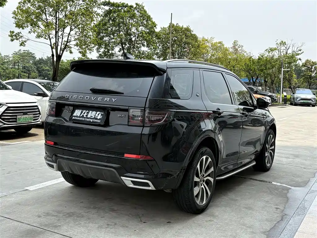 Land Rover Discovery Sport 2021 — фото 9