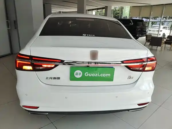 Roewe i6 Classic 2022