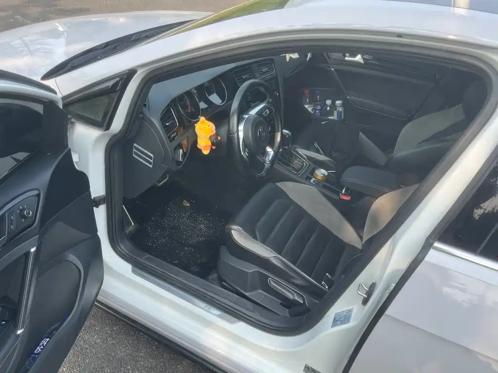 Volkswagen Golf 2016