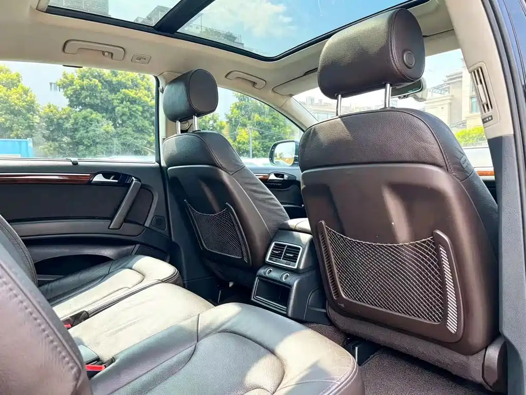 Audi Q7 2015 — фото 15