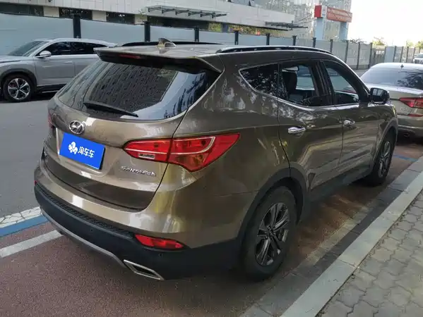 Hyundai Santa Fe 2015