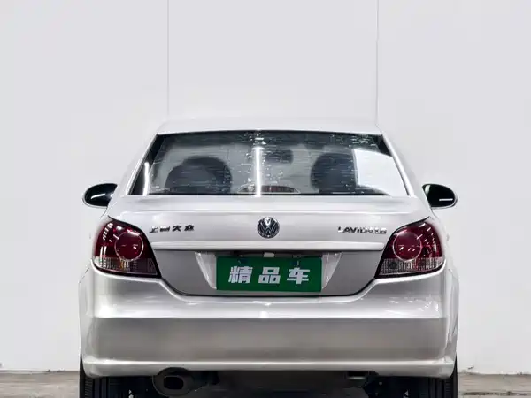 Volkswagen Lavida 2012