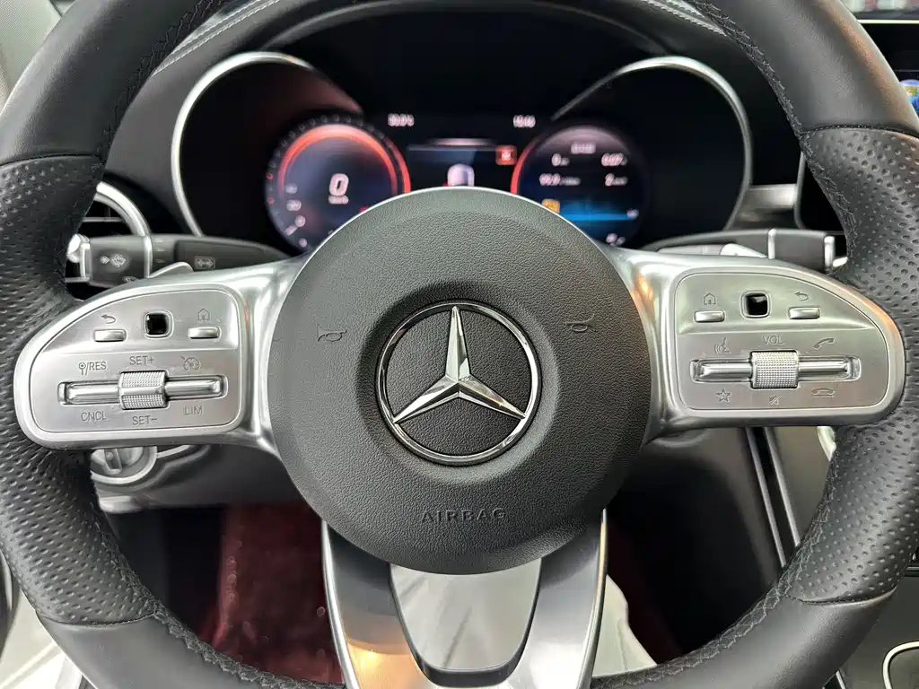 Mercedes-Benz C-Class 2020 — фото 13