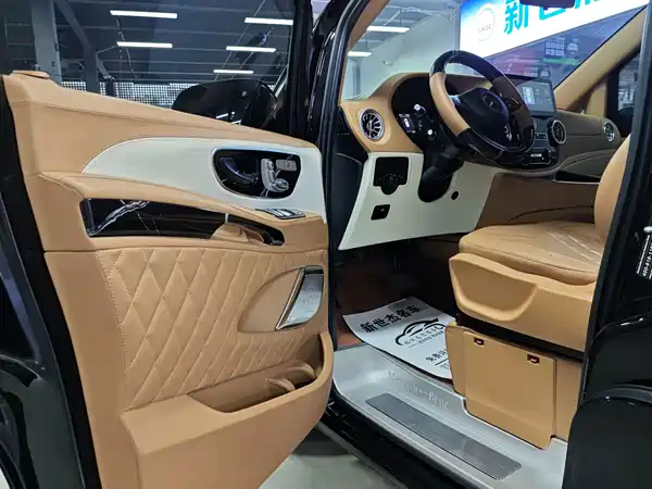 Mercedes-Benz Vito 2024