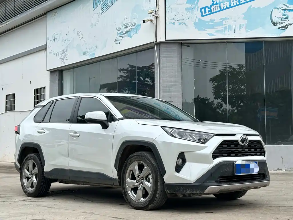 Toyota RAV4 2022