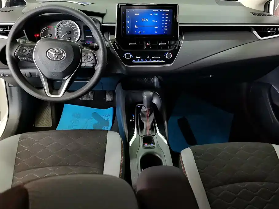 Toyota Corolla 2022 — фото 12