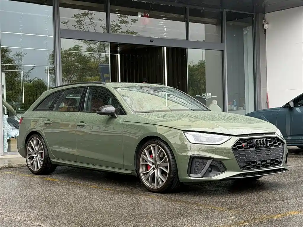 Audi S4 2024 — фото 2