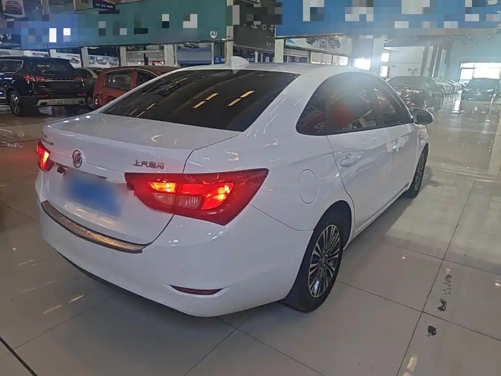 Buick Excelle 2016