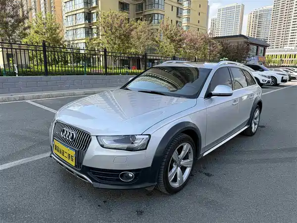 Audi A4 2014