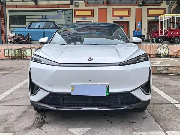 Dongfeng Fengshen L7 2025