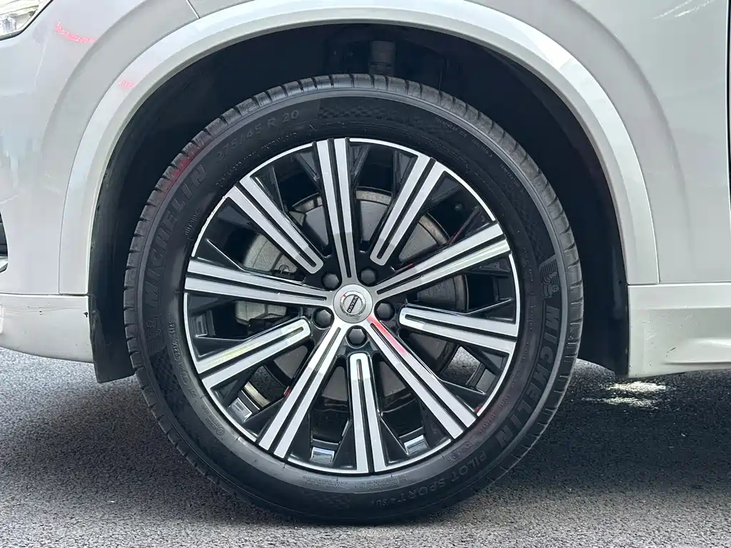 Volvo XC90 2021 — фото 10