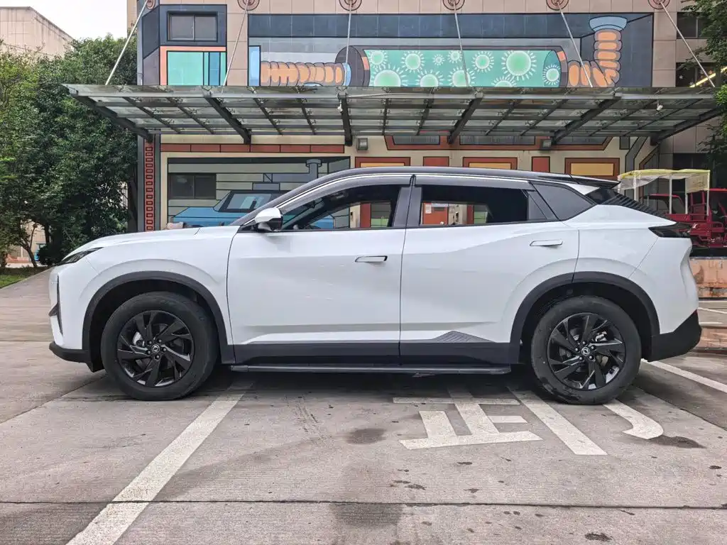 Dongfeng Fengshen L7 2025 — фото 21