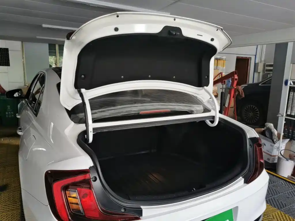 Hyundai Mistra 2022 — фото 19