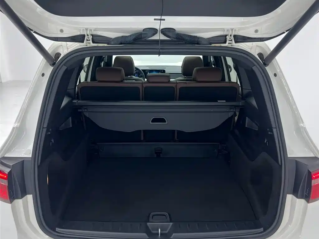 Mercedes-Benz GLB 2021 — фото 19