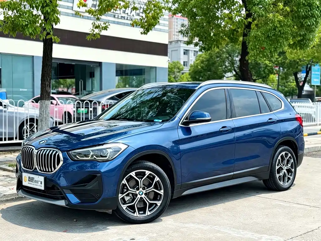 BMW X1 2023 — фото 1