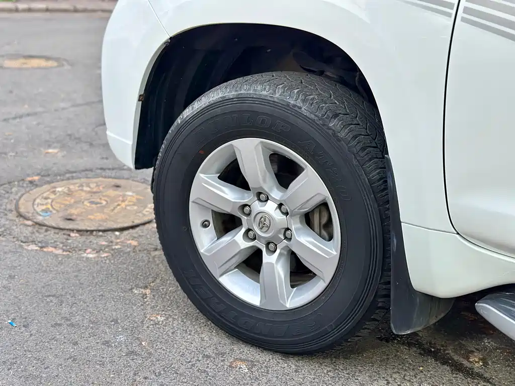 Toyota Prado 2015 — фото 46