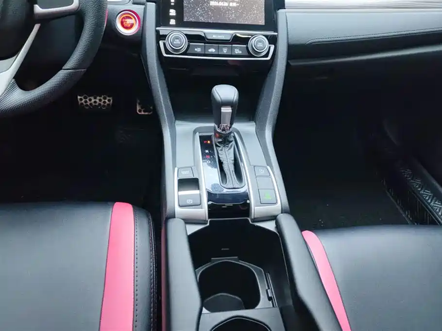 Honda Civic 2020 — фото 16