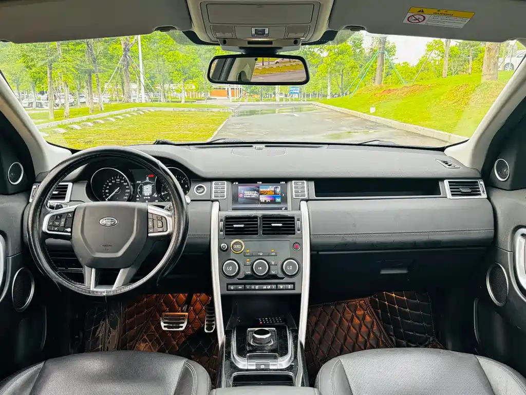 Land Rover Discovery Sport 2018 — фото 21