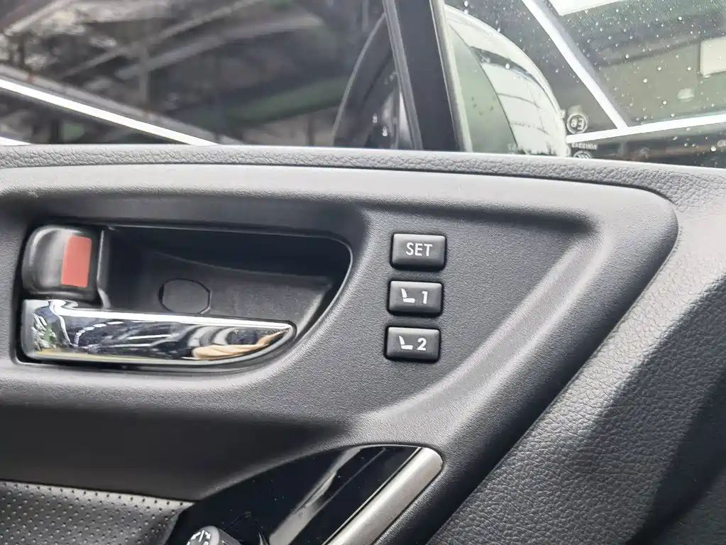Subaru Forester 2016 — фото 15