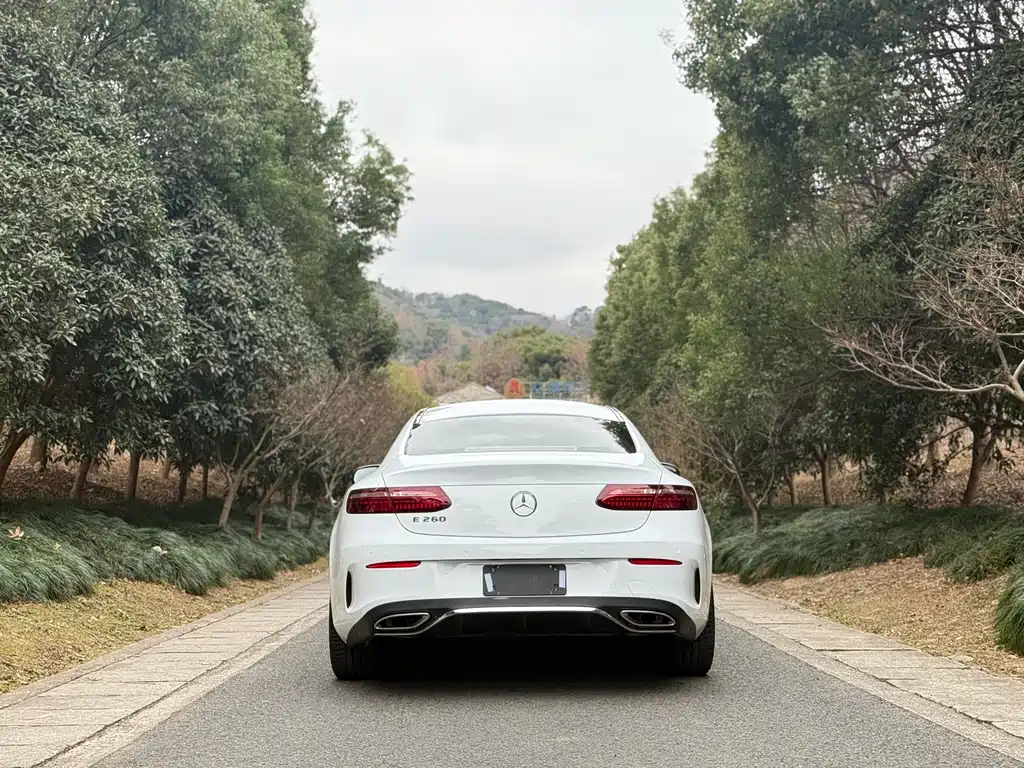 Mercedes-Benz E-Class 2023