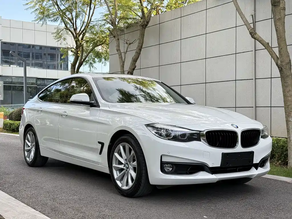 BMW 3 Series GT 2018 — фото 3