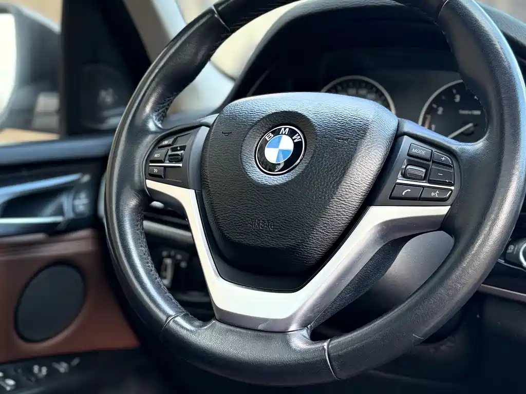 BMW X5 2014 — фото 31