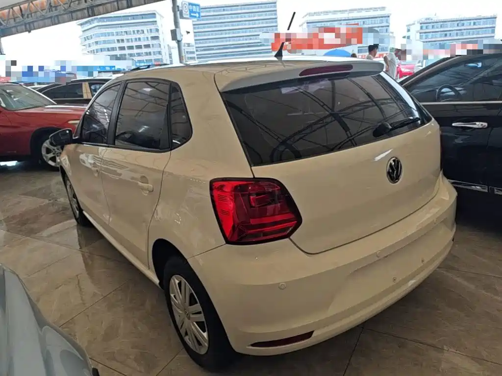 Volkswagen Polo 2016