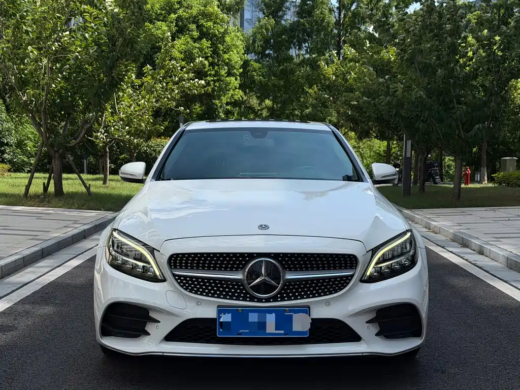 Mercedes-Benz C-Class 2019
