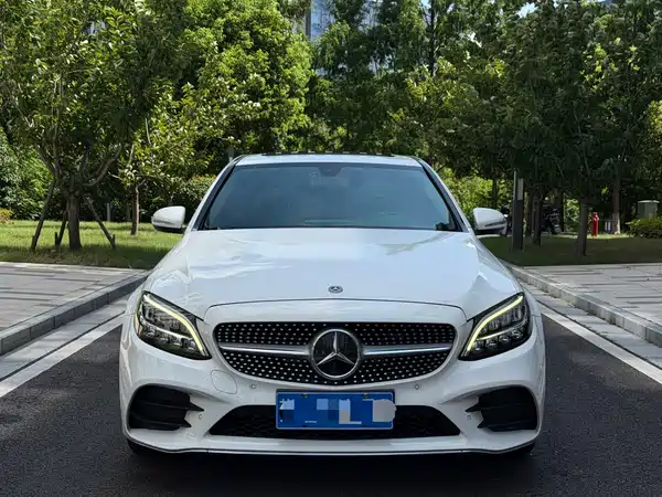 Mercedes-Benz C-Class 2019