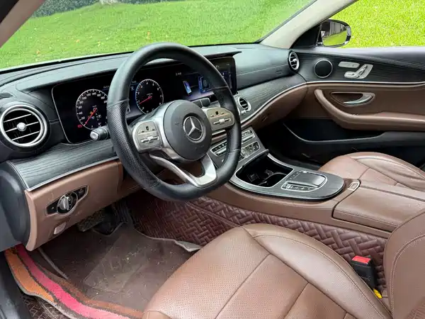Mercedes-Benz E-Class 2020
